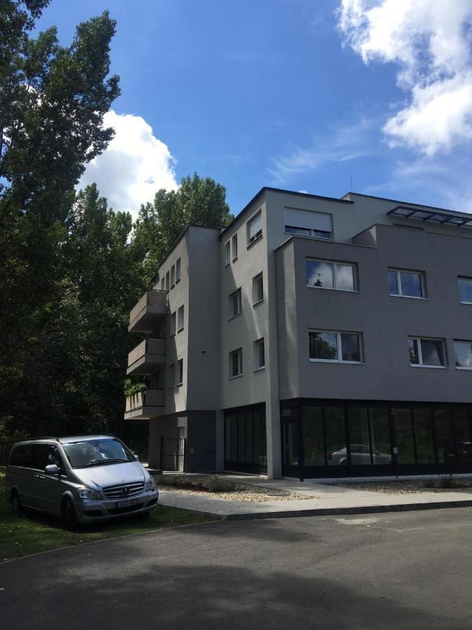 Thermal Forest Apartment 基什孔豪洛什 外观 照片